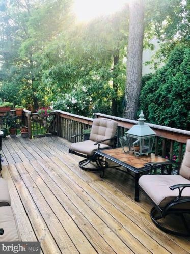 220 Park Pl, Media PA 19063-2045 exterior