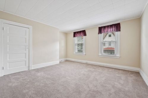 13 Vilsack St, Pittsburgh PA 15223-1734 exterior