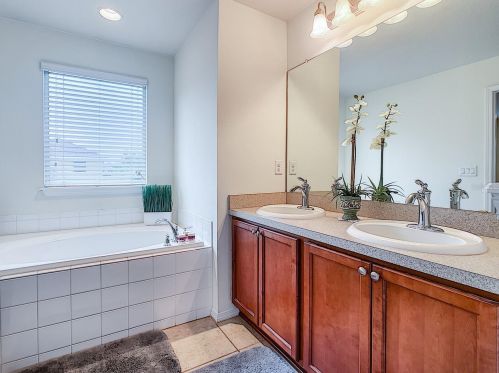 9044 Aspen Hollow Pl, Riverview FL 33578-3120 exterior