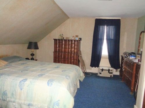 18 Pne St, Taunton MA 02780-3037 exterior