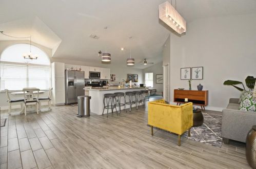 521 Brightview Dr, Lake Mary FL 32746-2314 exterior