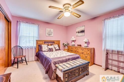 120 11th Ave, New Brunswick NJ 08904-3231 exterior