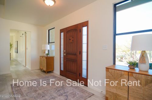 5690 Placita Amanecer, Tucson AZ  85718-4002 exterior