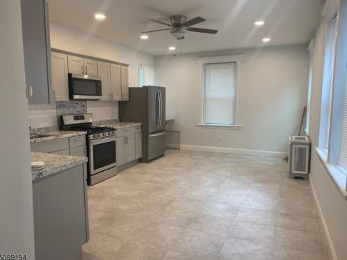 18 Grove Ter, Irvington NJ  07111-3820 exterior