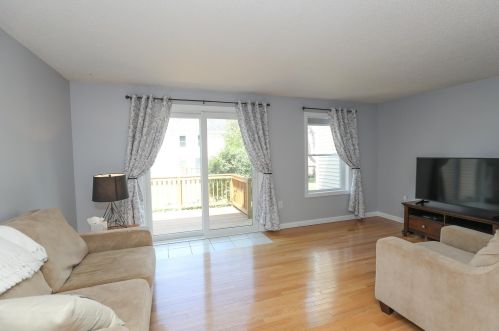 3 Whitewater Dr, Concord NH 03303-1546 exterior