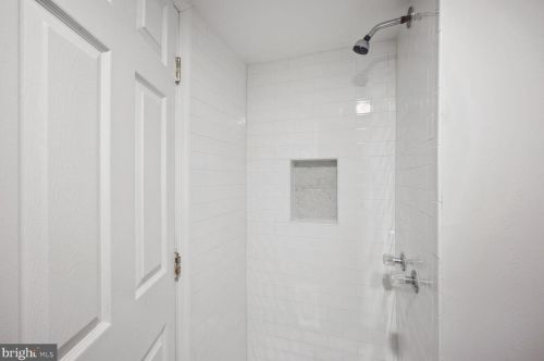 2836 Fairhaven Ave, Alexandria VA  22303-2209 exterior