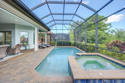 6790 Canwick Cove Cir, Naples FL 34113-3207 exterior