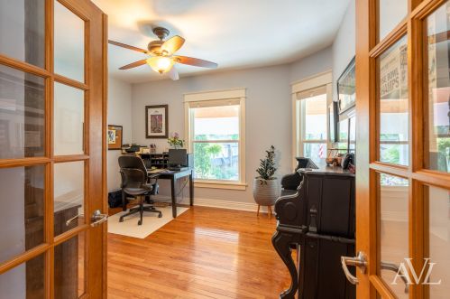 19 Benjamin Ave, Grand Rapids MI 49505-5437 exterior