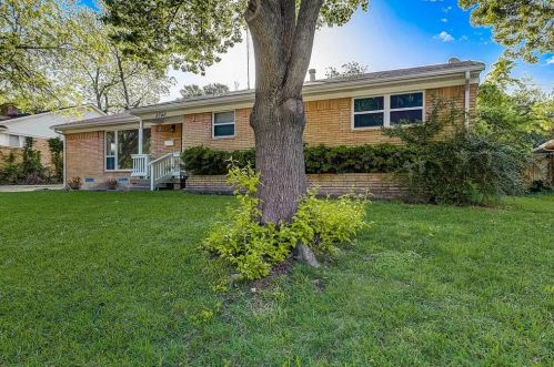 8746 Aldwick Dr, Dallas TX 75238-3420 exterior