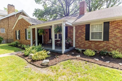 7034 Etzel Ave, Saint Louis, MO 63130-2457