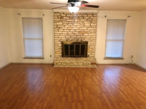 12917 Candlestick Pl, Austin TX  78727-4403 exterior