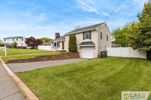 24 Edison Ave, Edison, NJ 08820-3811