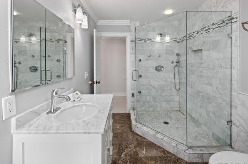 42 Danbury Ave, Westport CT  06880-6821 exterior