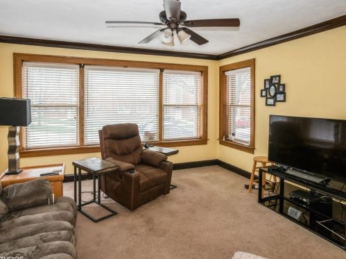 6150 Thorndale Ave, Chicago IL 60631-3149 exterior