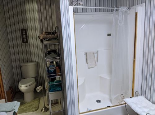 4094 Latas Ln, Meskegon MI 49442-6835 exterior