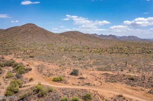 39618 12 St, Phoenix AZ 85086-8850 exterior