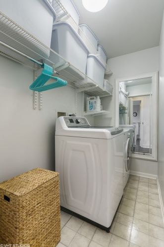 1802-A Diversey Pkwy, Chicago IL exterior