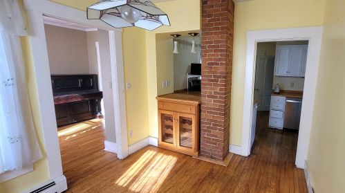 13 Thompson St, Concord NH 03301-2406 exterior