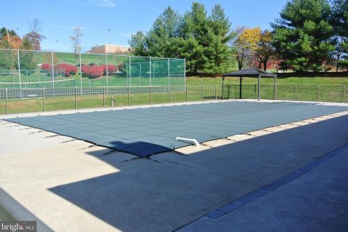 122 Bucktown Xing, Pottstown PA 19465-7760 exterior