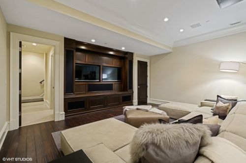 2038 Mohawk St, Chicago IL 60614-4515 exterior