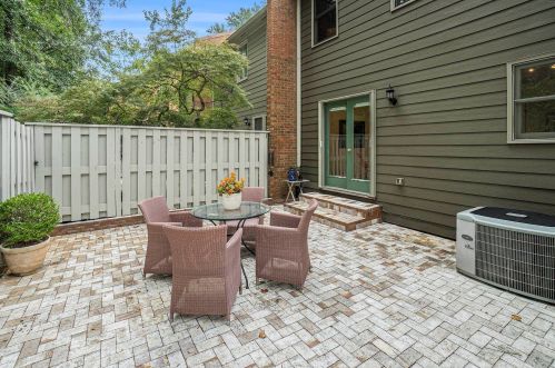 1121 Morningside Pl, Atlanta GA 30306-3061 exterior