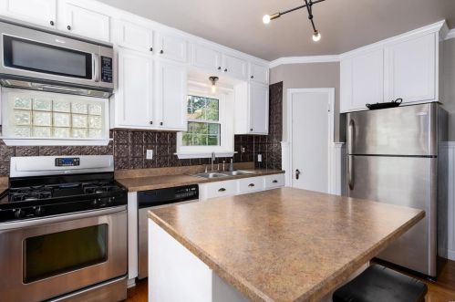 5828 Pernod Ave, Saint Louis MO 63139-1909 exterior