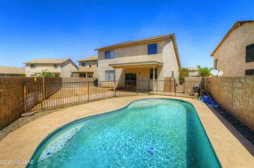 8822 Lions Spring Pl, Tucson AZ  85747-5658 exterior