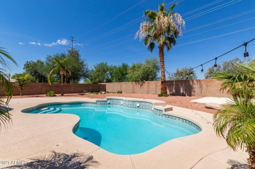 22816 34th Dr, Phoenix AZ  85027-7024 exterior