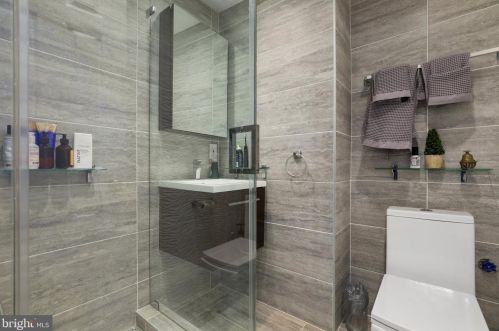 320 G St, Washington DC 20002-4212 exterior