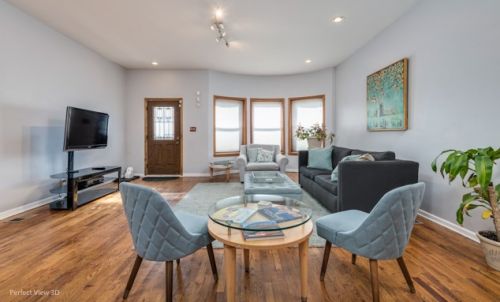 1502 Marquette Rd, Chicago IL  60637-1847 exterior