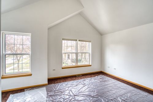 1502 Karlov Ave, Chicago IL 60651-1927 exterior