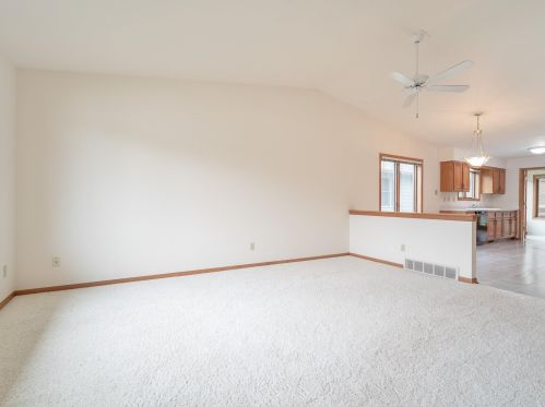 2254 Knuell St, Manitowoc WI 54220-0907 exterior