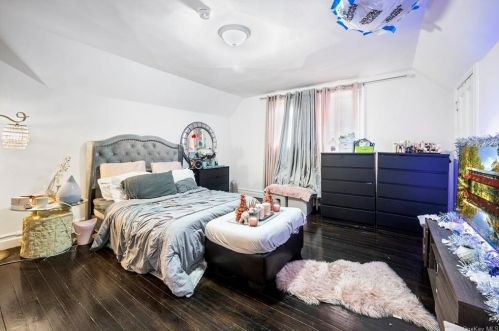 135 Cottage Ave, Mount Vernon NY 10550-1464 exterior