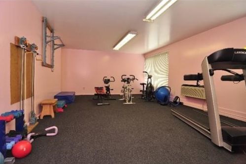 220 Dithridge St, Pittsburgh PA  15213-1456 exterior