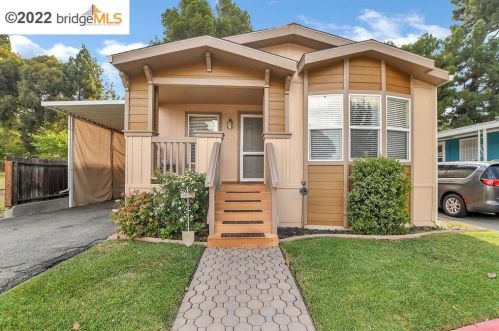 71 A St, Concord, CA 94520-5303