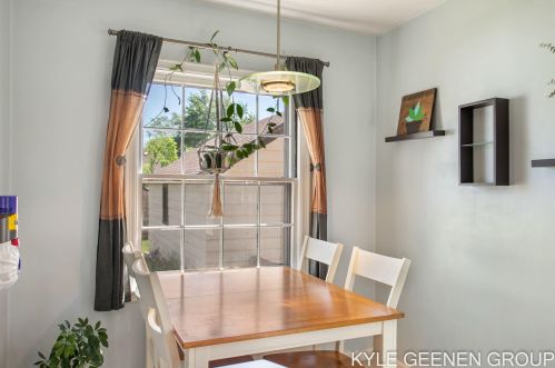 1114 Northlawn St, Grand Rapids MI 49505-3724 exterior