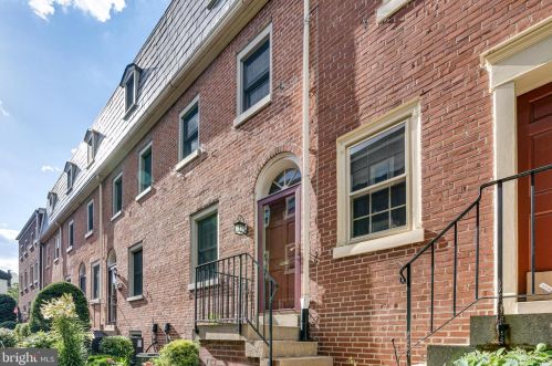 770 Front St, Philadelphia, PA 19147-3523