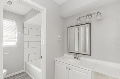 7609 Dentcrest Dr, Dallas TX 75254-8025 exterior