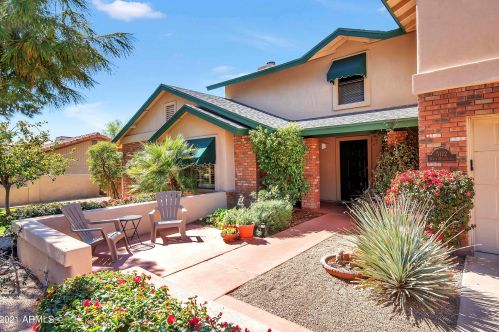 5112 35th St, Phoenix, AZ 85018-1523