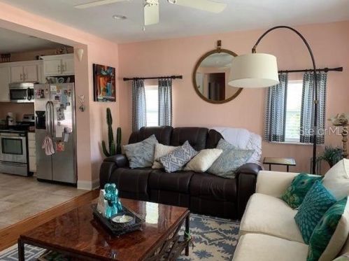 2801 Manhattan Ave, Tampa FL  33629-6626 exterior