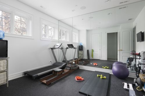 1831 Paulina St, Chicago IL 60622-1107 exterior