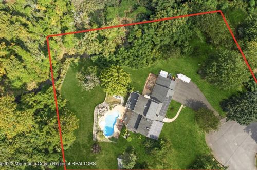 53 Arlene Dr, West Long Branch NJ 07764-1100 exterior