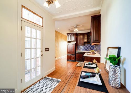 1303 Prince St, Alexandria VA 22314-2913 exterior