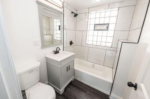 245 18 Ave, Broadview IL 60155-3932 exterior