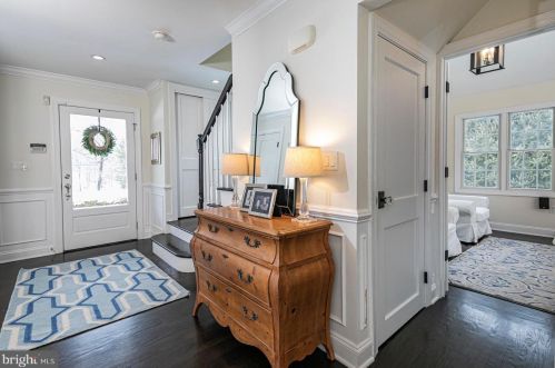 6 Alta Vista Dr, Princeton NJ 08540-7429 exterior