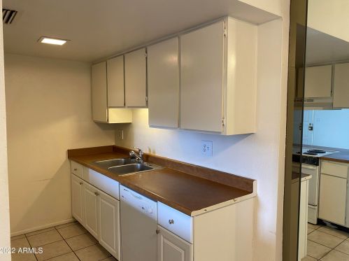 10235 7 Pl, Phoenix AZ 85020-1556 exterior