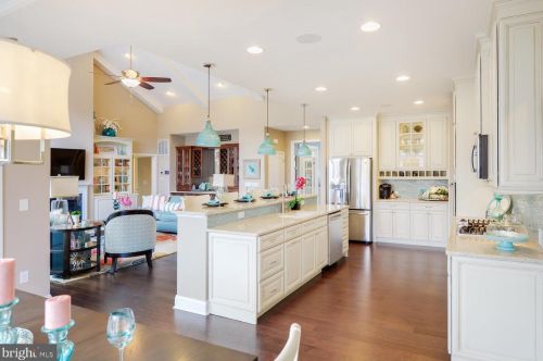 311 Chestnut St, Lewes DE 19958-1301 exterior