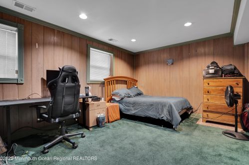 984 Woodlane Rd, Jackson Twp NJ 08527-1556 exterior