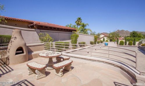 13816 18th St, Phoenix AZ 85022-2878 exterior