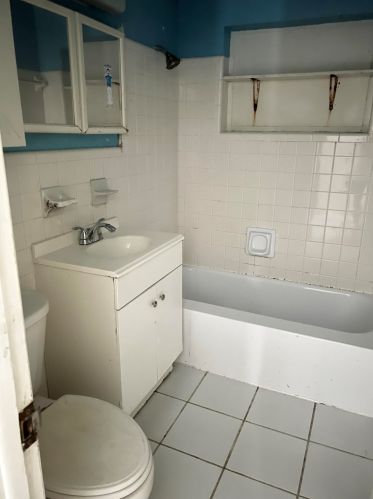 1013 Hispana Ave, Fort Pierce FL 34982-4325 exterior